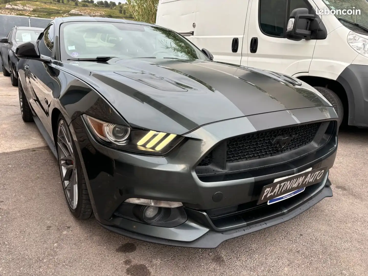 Ford Mustang Fastback 5.0 V8 421 GT BVA6 Grigio - 2