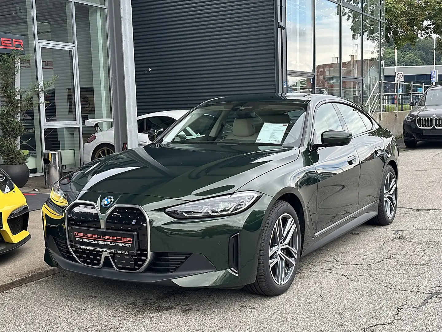 BMW i4 Gran Coupe eDrive40 80,7kWh / AHK / SZH / Harma... Grün - 1