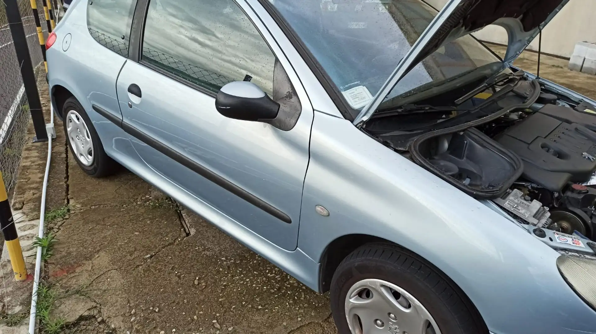 Peugeot 206 206 3p 1.4 hdi XT gancio traino Blu/Azzurro - 1