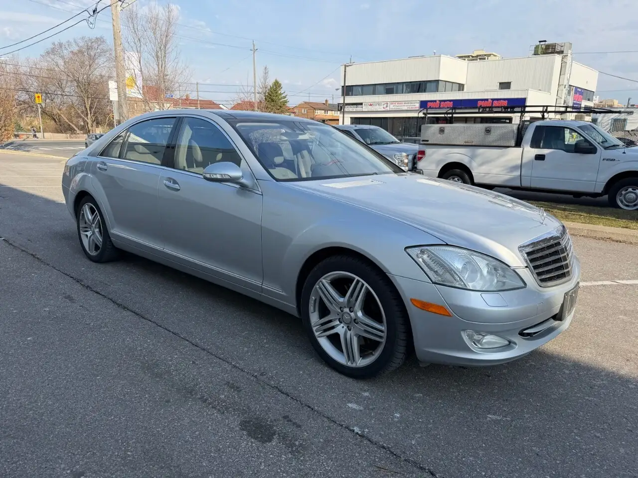 Mercedes-Benz S-Class снимка Mercedes-Benz S-Class