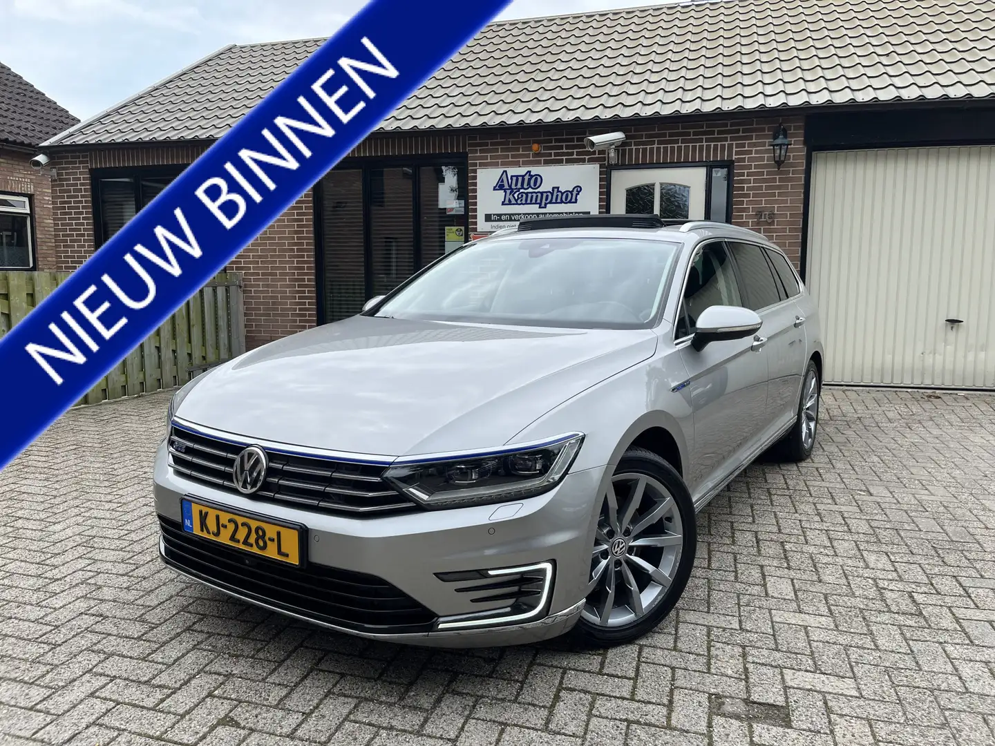 Volkswagen Passat Variant 1.4 TSI GTE Highline Panodak Trekhaak Leer Grijs - 1