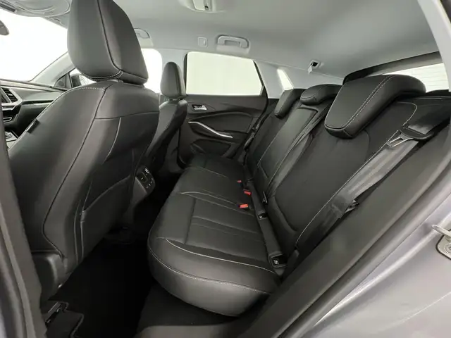 Opel Grandland view 8