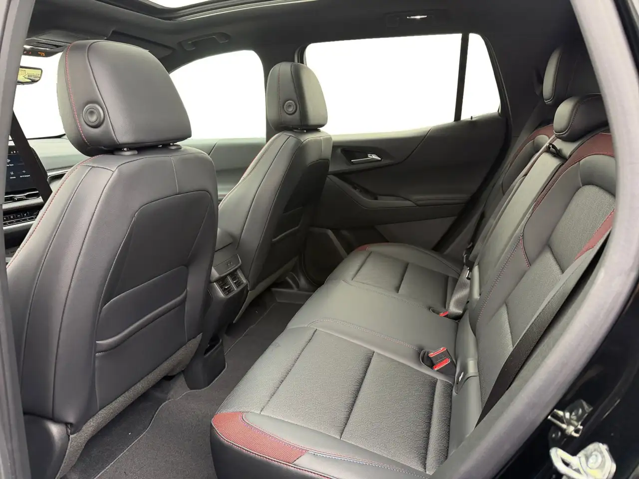 Chevrolet Equinox photo Chevrolet Equinox