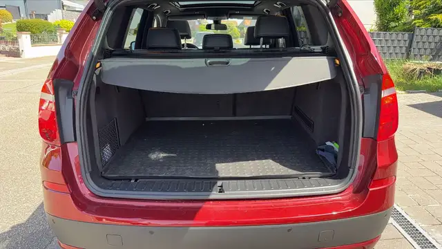 BMW X3 view 14