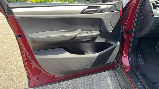 BMW X3 view 7