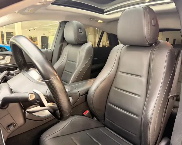 Mercedes-Benz Gle view 12