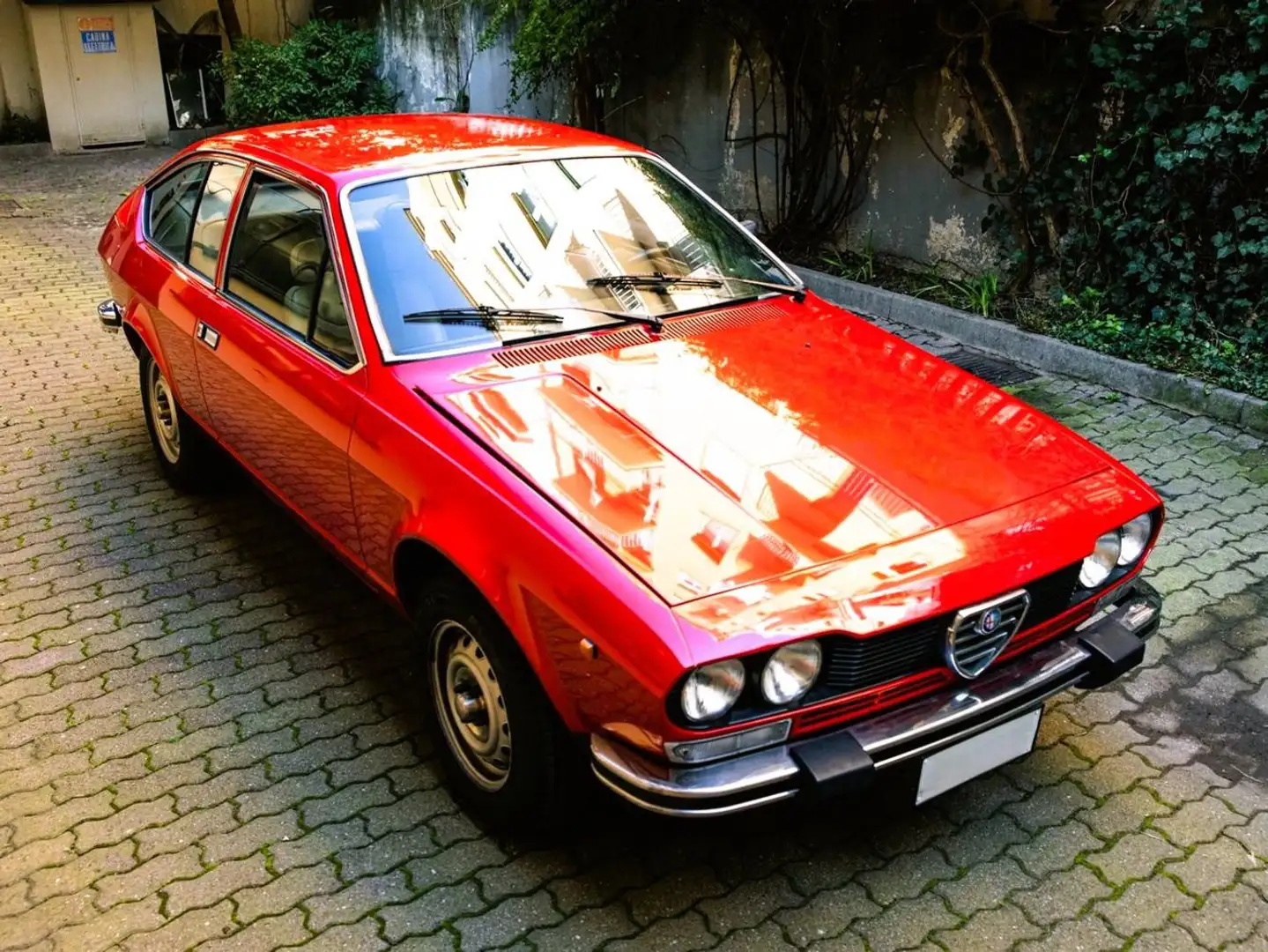 Alfa Romeo GTV Alfetta Červená - 2
