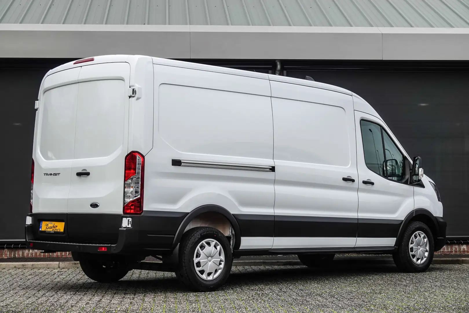 Ford Transit L3H2 2.0Tdci 130PK | 3.500 kg. trekgewicht | Trend Wit - 2