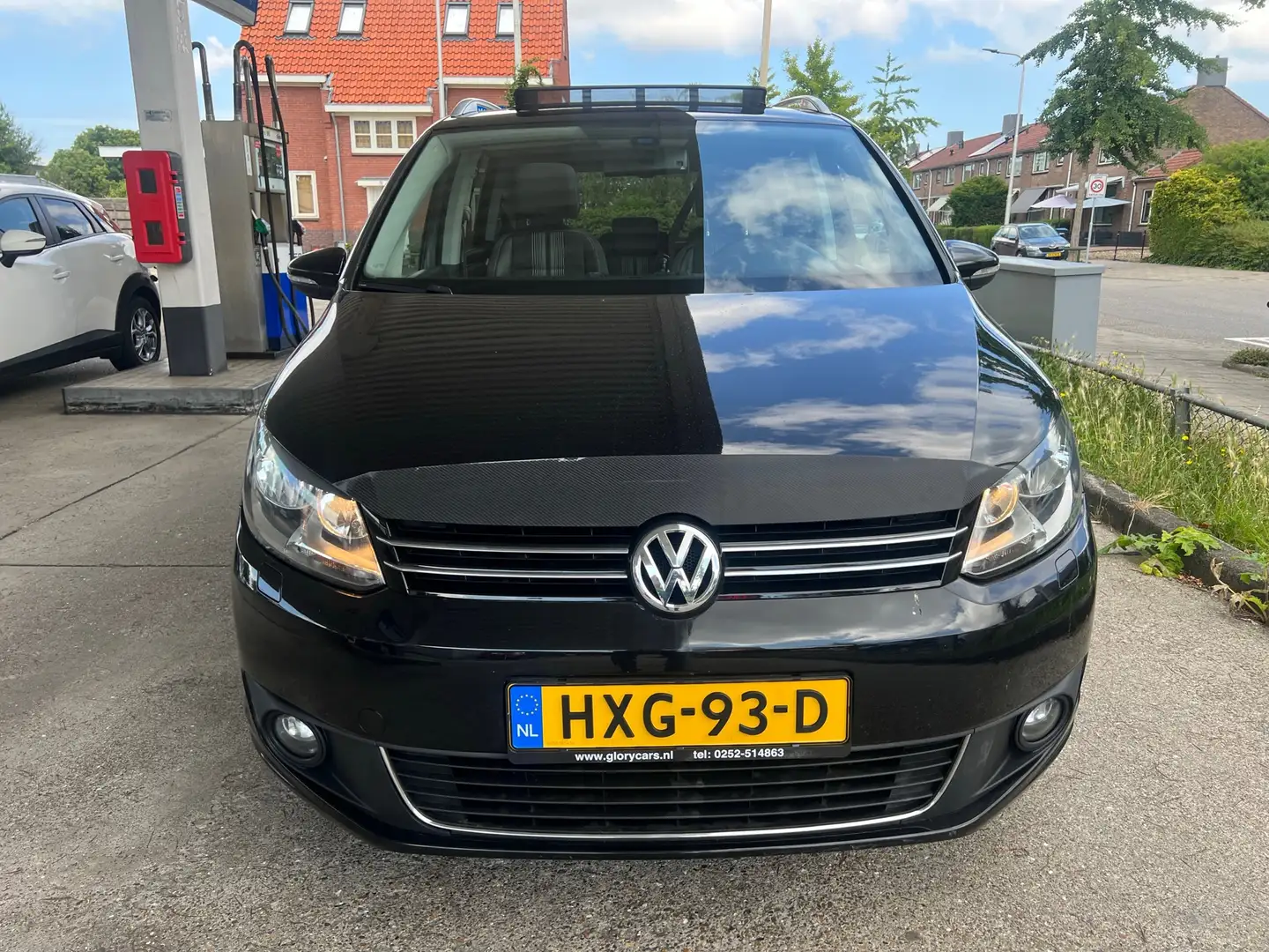 Volkswagen Touran 1.4 TSI Highline PANO,PDC,NAVI Zwart - 2