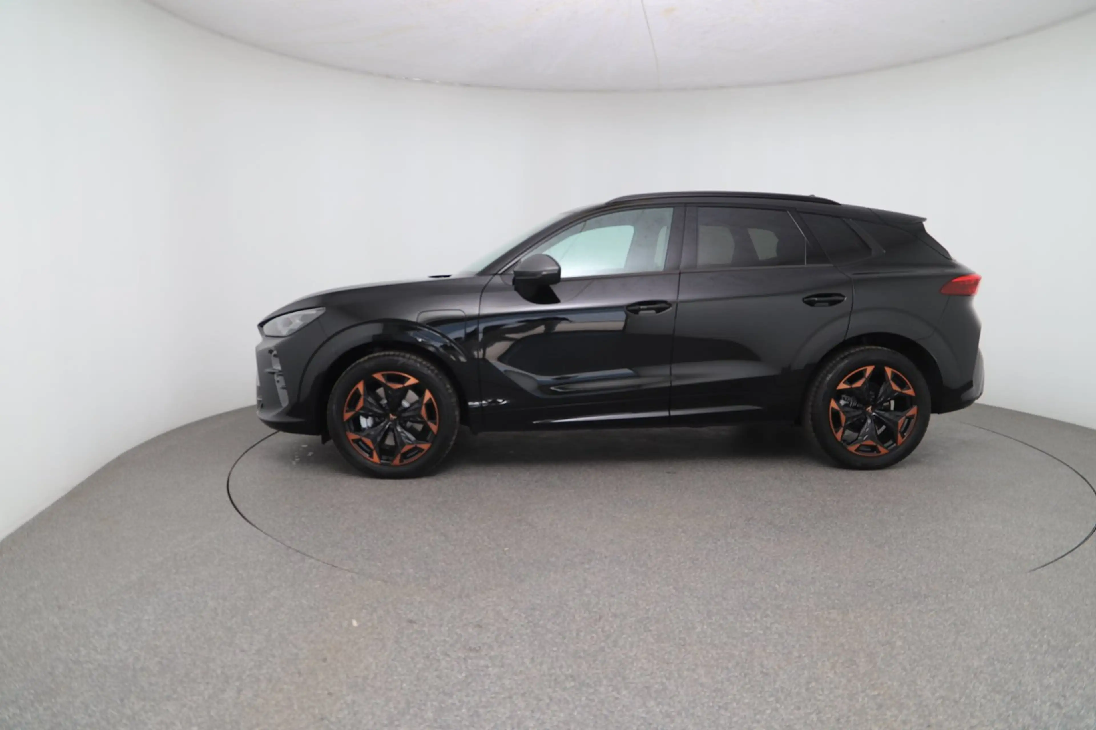 CUPRA Terramar e-HYBRID 204 PS DSG — photo 2
