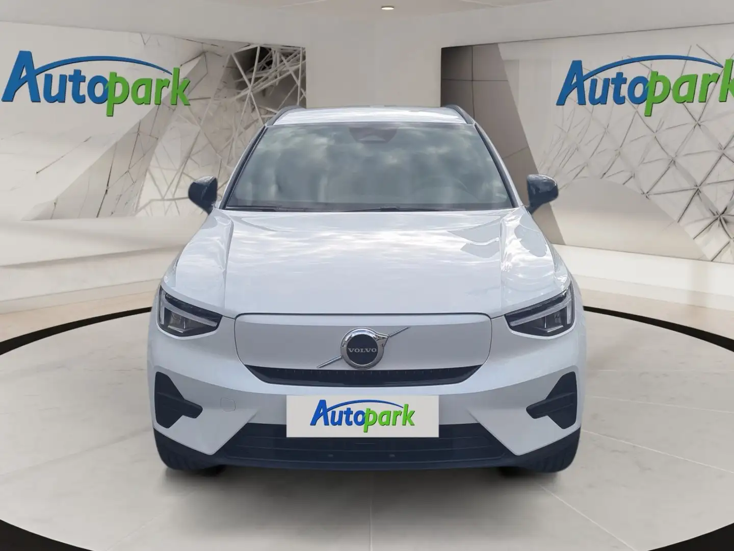 Volvo EX40 Single Motor Extended Range Core Weiß - 2