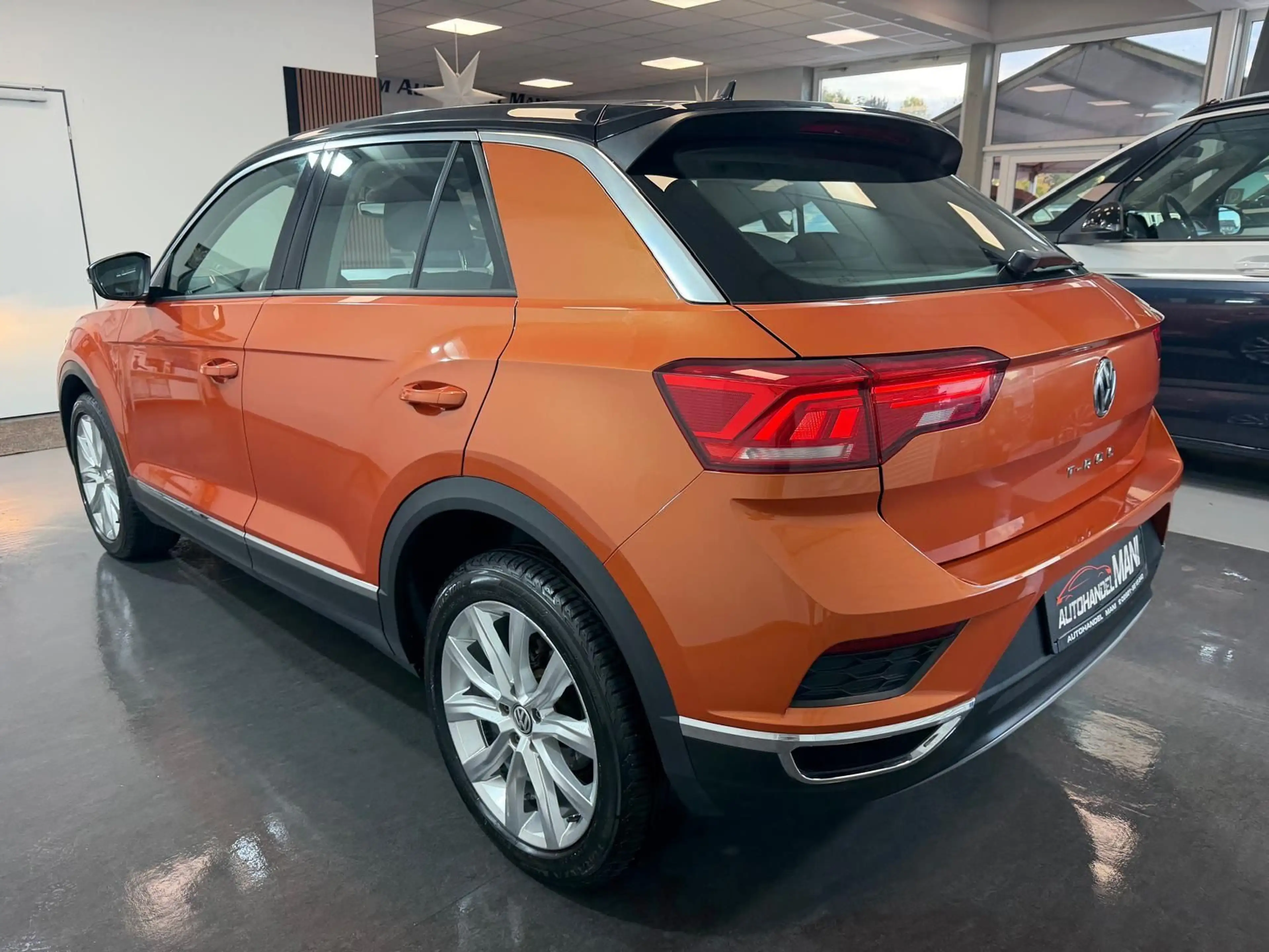 Volkswagen T-Roc Style/Navi/AHK/Tempomat/Alu/Sitzheizung/ — photo 6