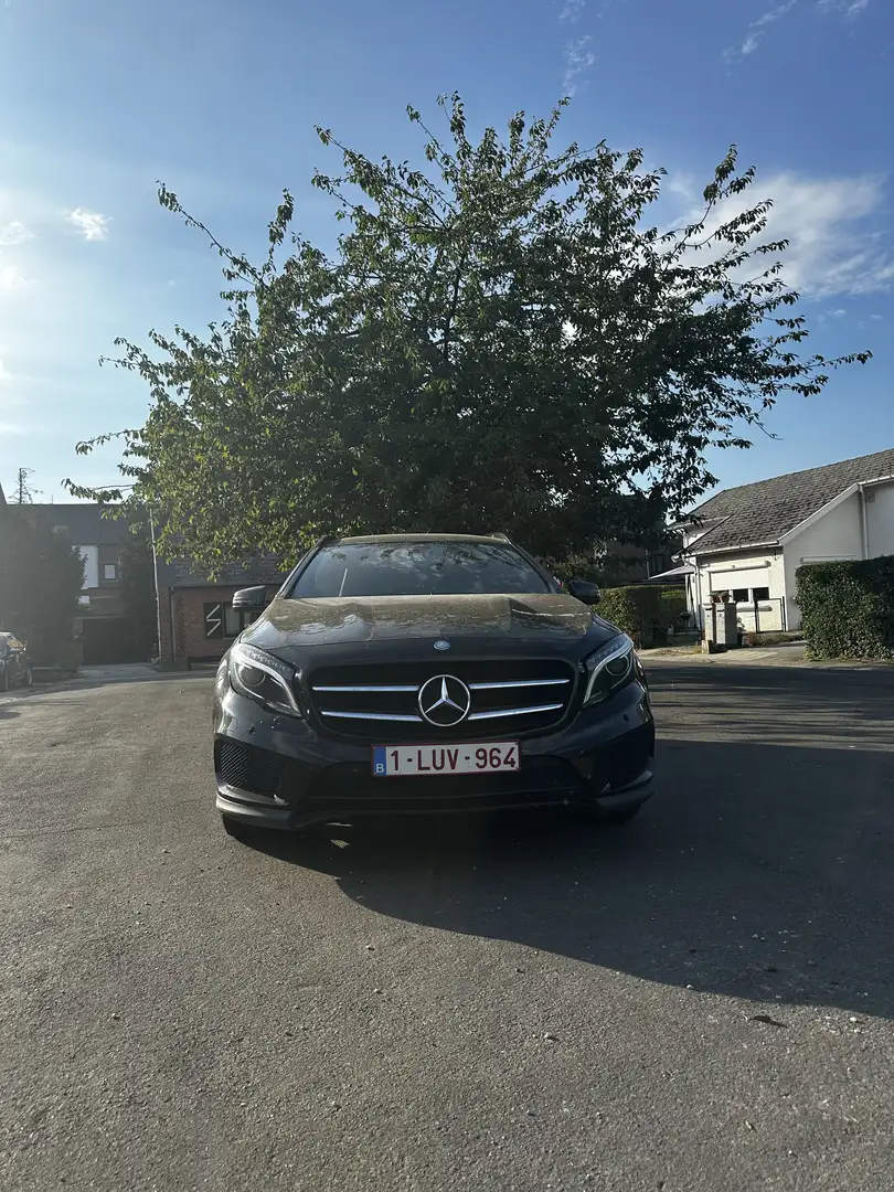 Mercedes-Benz GLA 220 d 4-Matic - 1