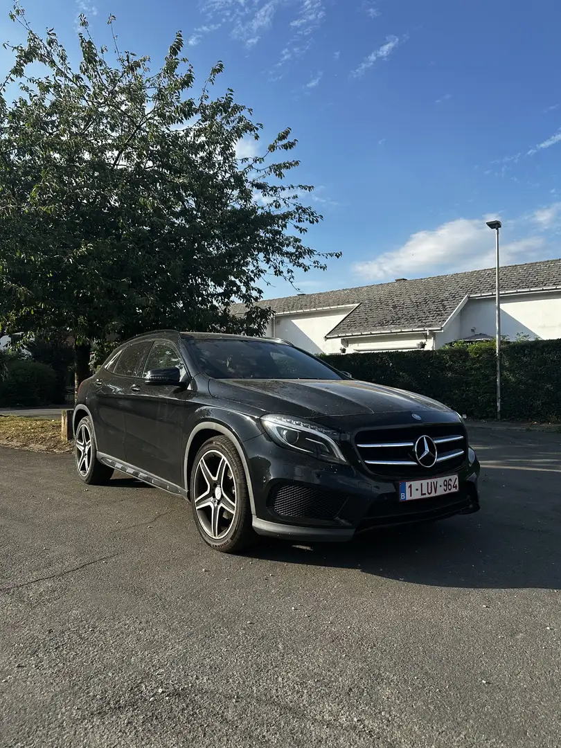 Mercedes-Benz GLA 220 d 4-Matic - 2