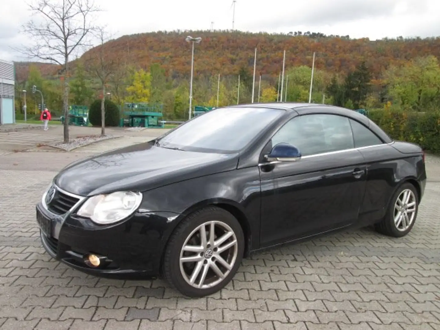 Volkswagen Eos Eos 2.0 FSI+TÜV NEU+CABRIO+VOLLAUSTATTUNG Czarny - 1