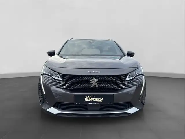 Peugeot 5008 view 6