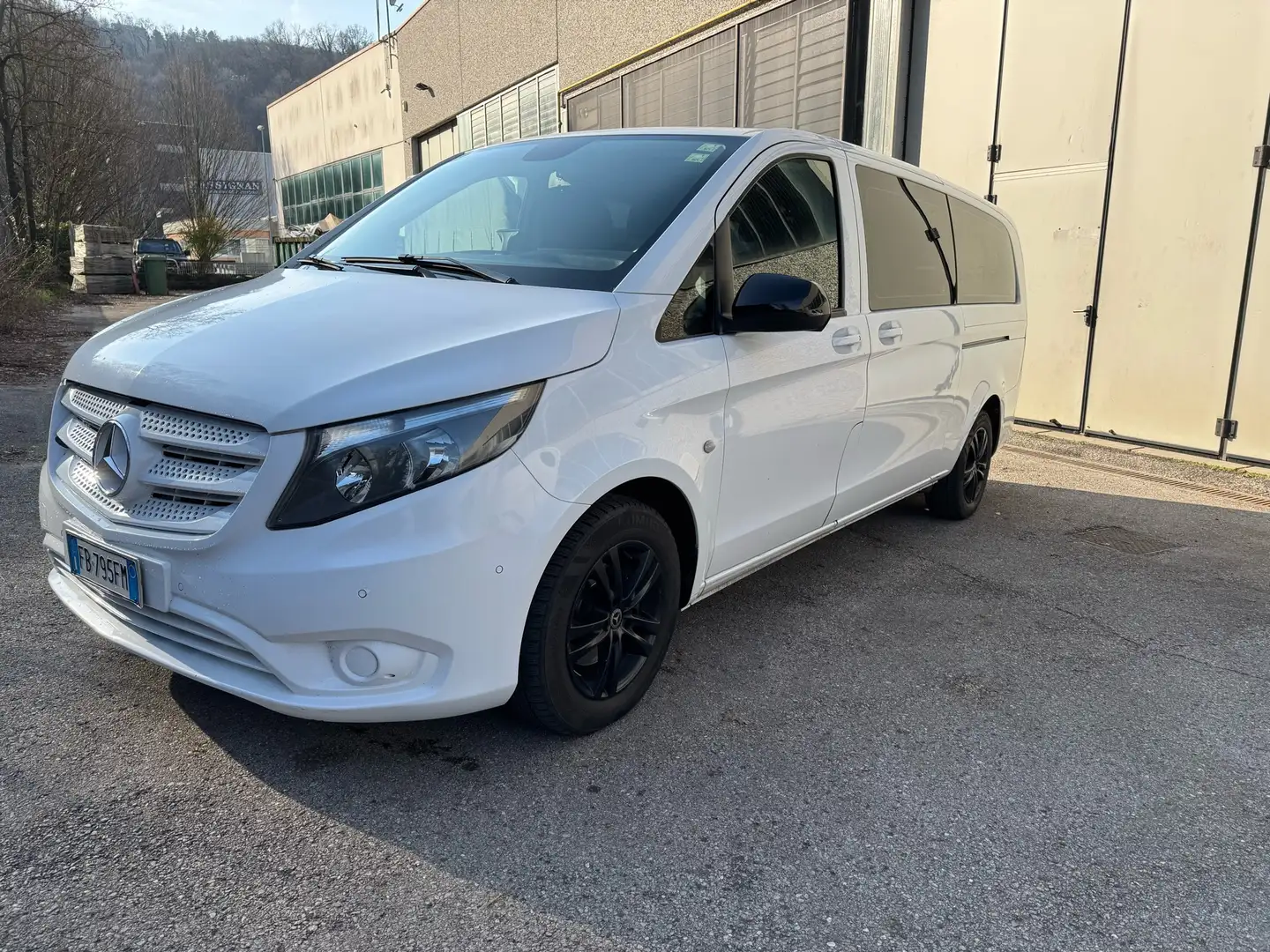 Mercedes-Benz Vito vito 114cdi 9 posti - 1