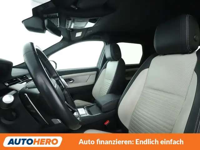 Land Rover Discovery Sport view 10