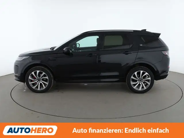 Land Rover Discovery Sport view 3