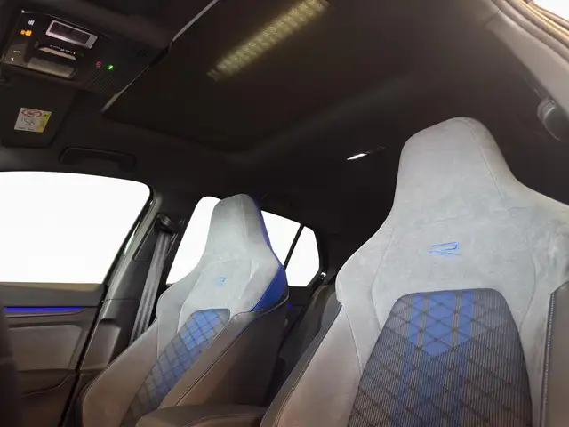 Volkswagen Golf view 15