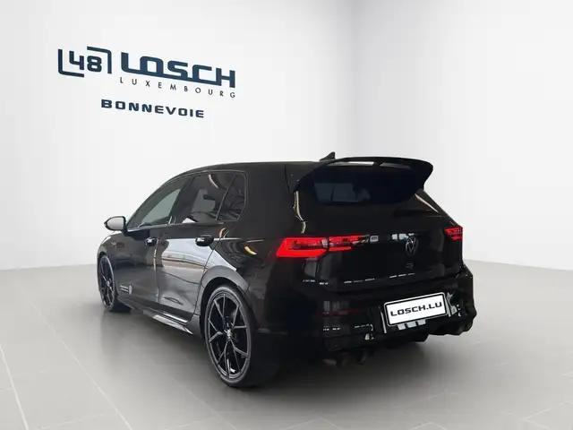 Volkswagen Golf view 6