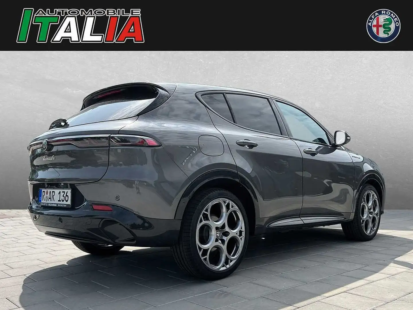Alfa Romeo Tonale Edizione Speciale 1.5 MHEV Grau - 2