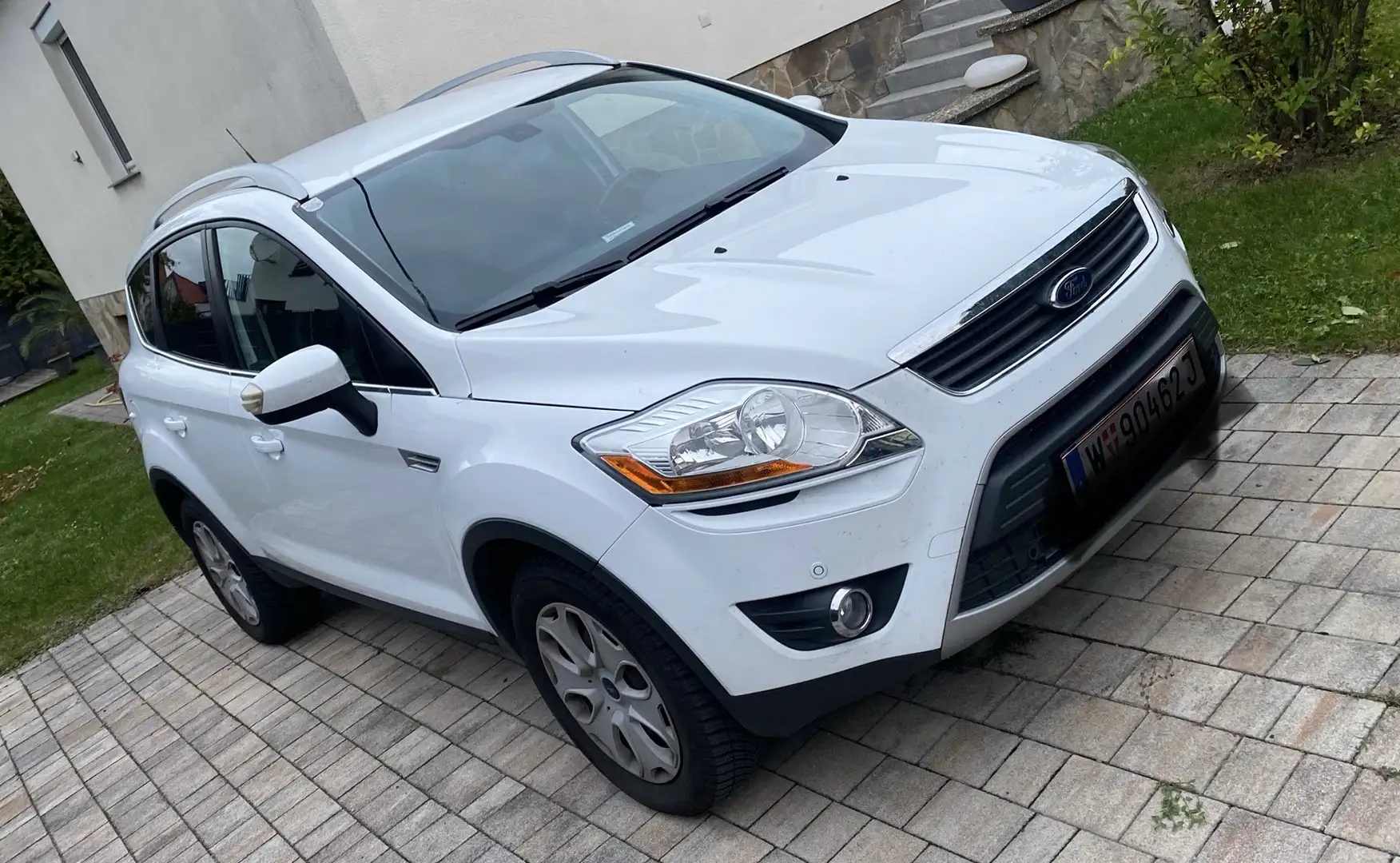 Ford Kuga 2,0 Trend 4x4 TDCI DPF - 1