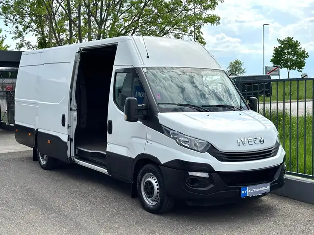 Iveco Daily HKa 35 S  V Radstand 4100 // NETTO : 20.825--