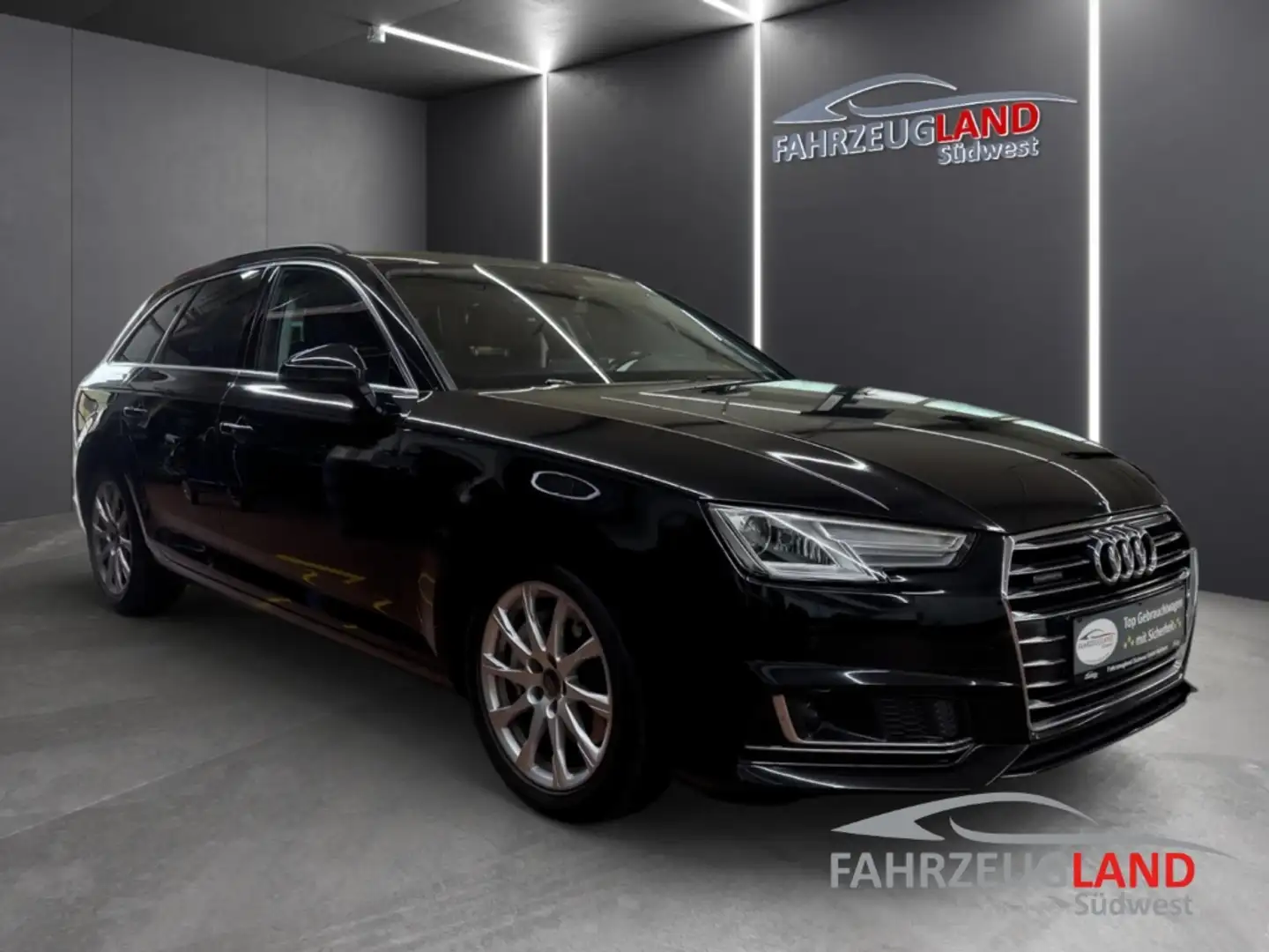 Audi A4 Avant 40 TDI quattro MMI Klima Standheizung Tour P Noir - 2