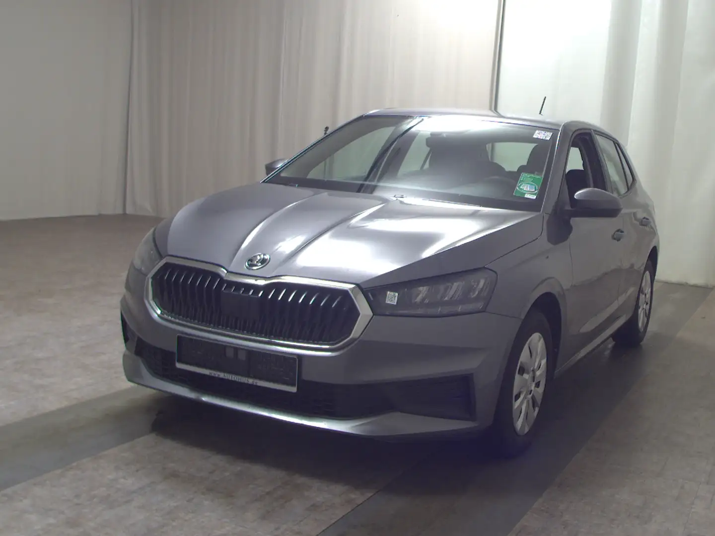 Skoda Fabia 1.0 Active LED PDC Shz Gris - 2