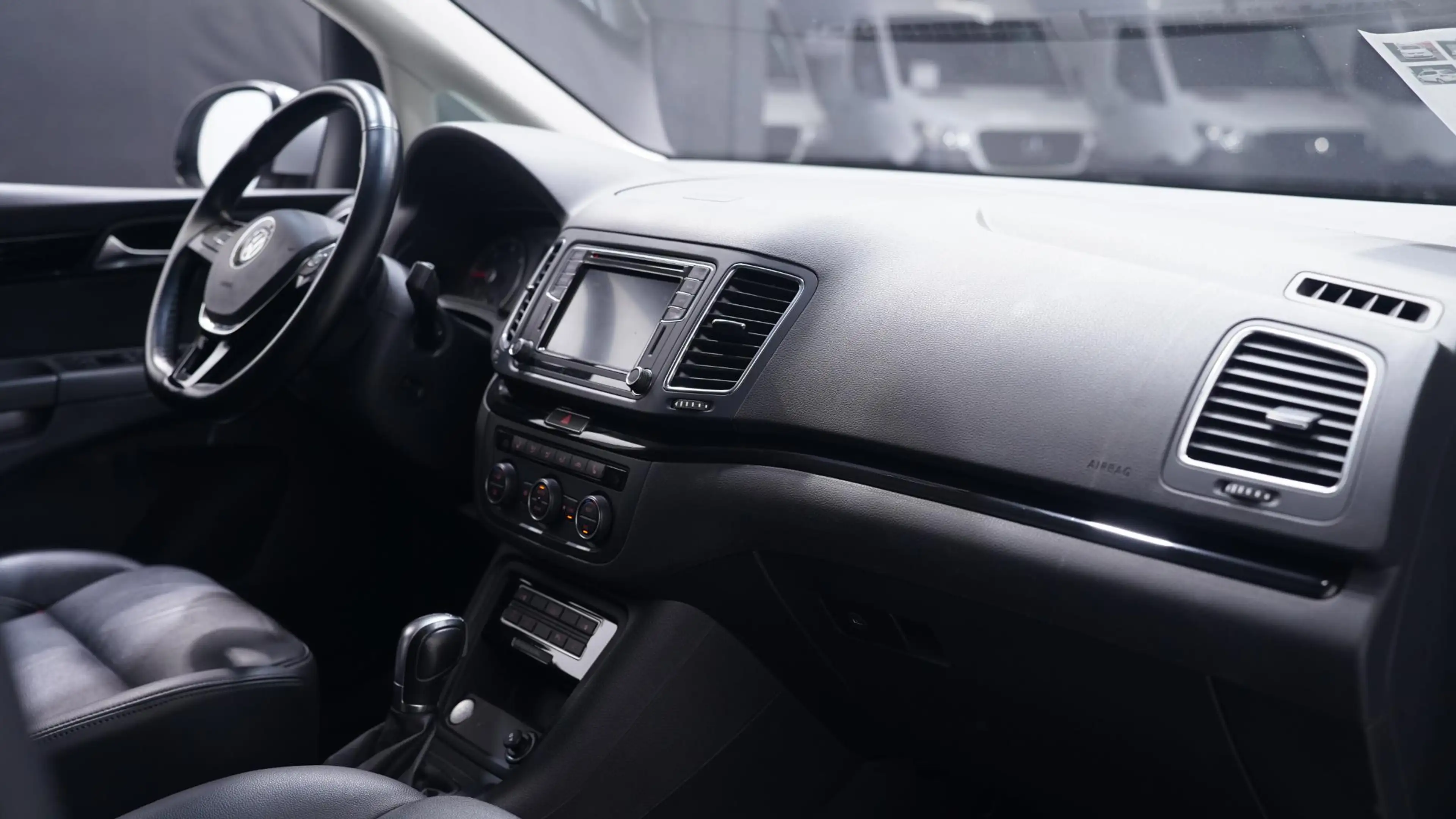 Volkswagen Sharan 2.0 TDI 150 pk DSG Aut. GRIJS KENTEKEN Trekhaak Na — photo 22