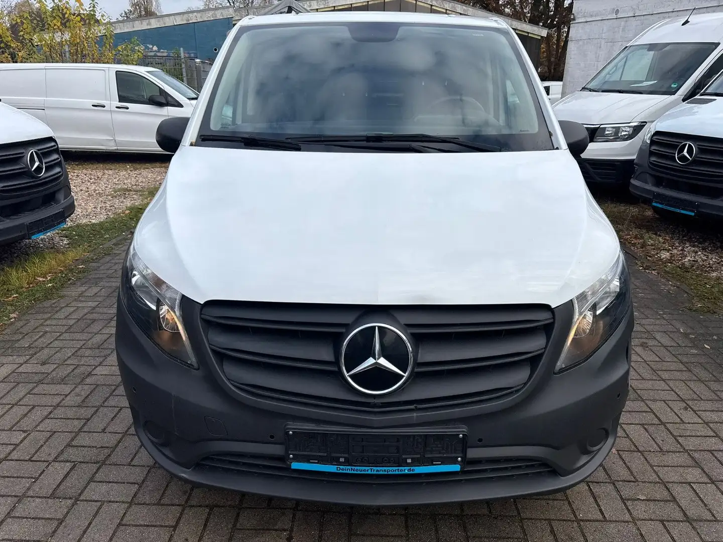 Mercedes-Benz Vito eVito 112 LANG|60 kWh|120 km/h|SERVICE NEU Weiß - 2