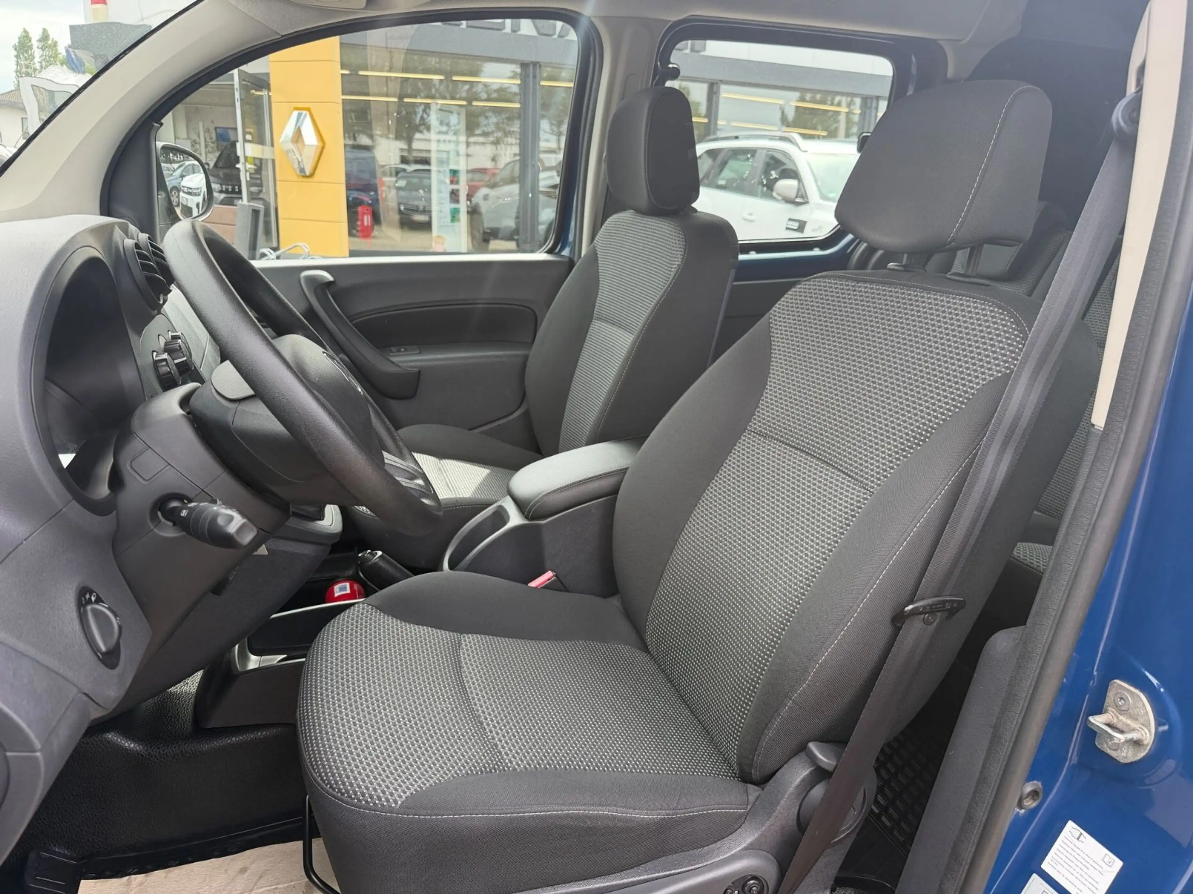 Mercedes-Benz Citan Mixto 111 CDI extralang — photo 14