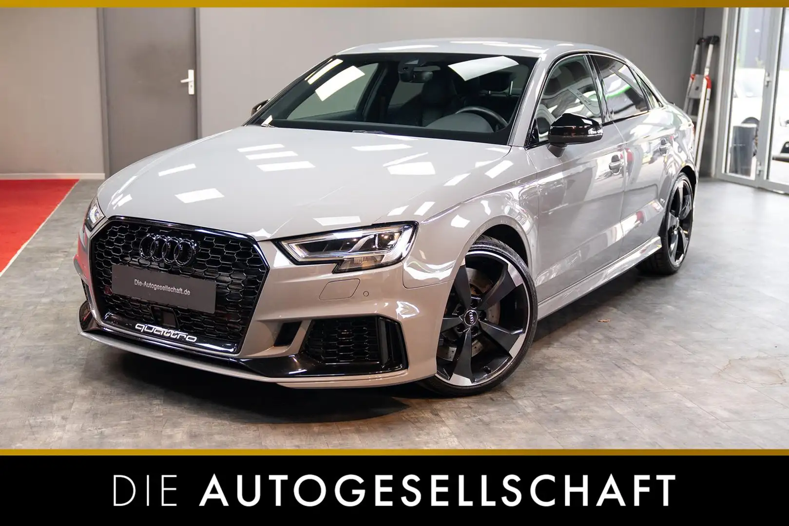 Audi RS3 2.5TFSI LIMO*MATRIX*NAVI*B&O*VC*LEDER*STHZG* Grau - 1