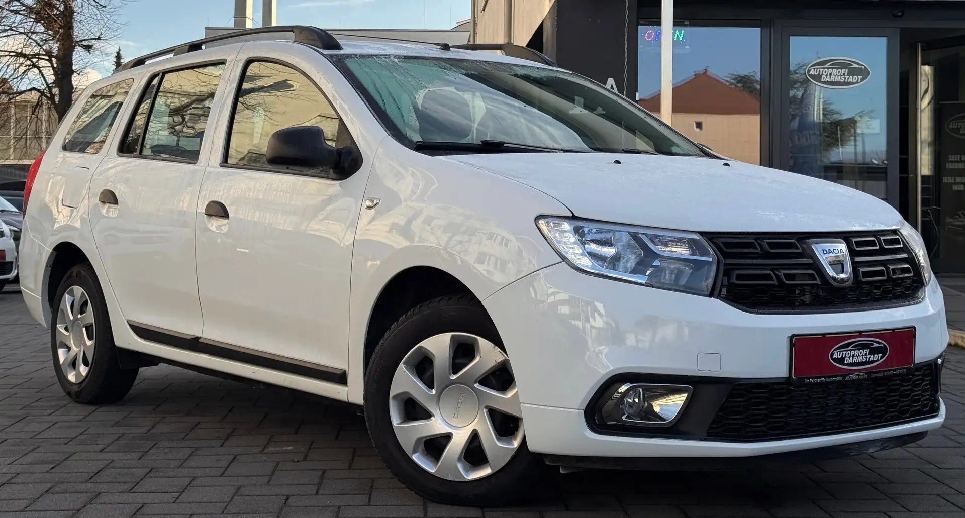 Dacia Logan TÜV AU NEU*KLIMA*ALLWETTER*EURO6*Essential Wit - 1