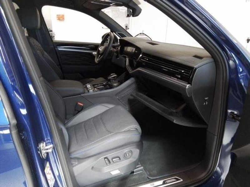 Volkswagen Touareg eHybrid 340 kW 4Mot. R-Line *21Zoll*PANORAMA*AHK* — photo 4