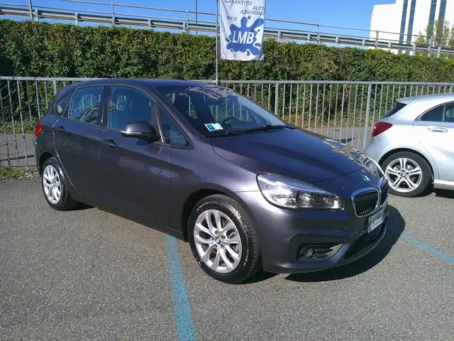 BMW 218 d Active Tourer Advantage Navi Led