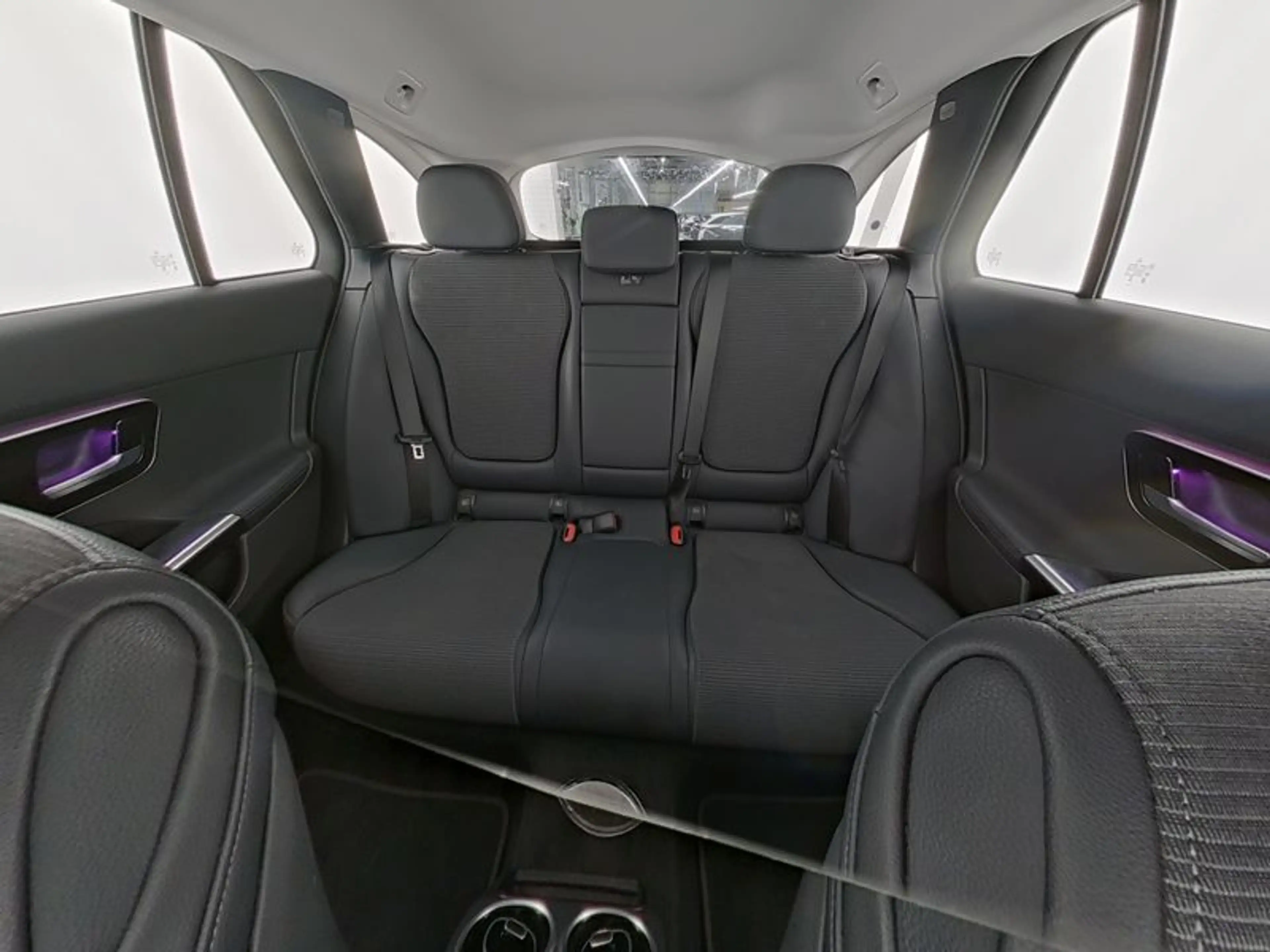 Mercedes-Benz C 220 d — photo 8
