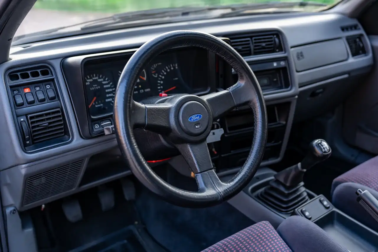 Ford Sierra 3p 2.0 RS Cosworth, foto 9