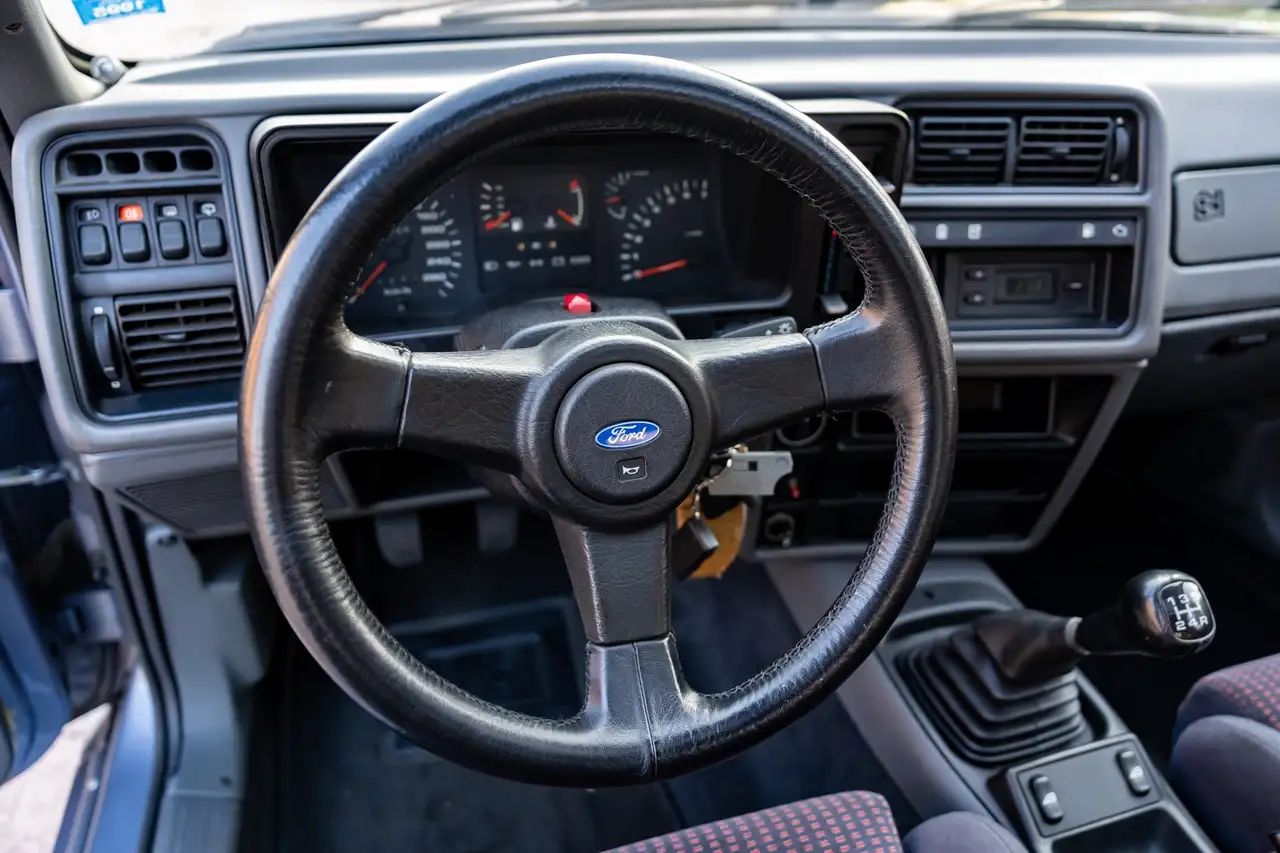 Ford Sierra 3p 2.0 RS Cosworth, foto 10