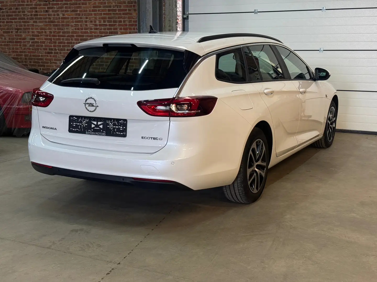 Opel Insignia Sports Tourer 1.6 CDTI Navi 95.000km 2019 Garantie Wit - 2