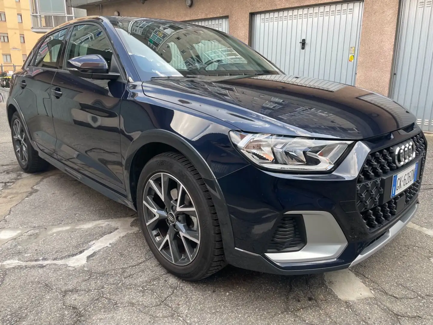Audi A1 A1 Citycarver 30 1.0 tfsi Ed One Ad 110cv s-tronic Bleu - 1