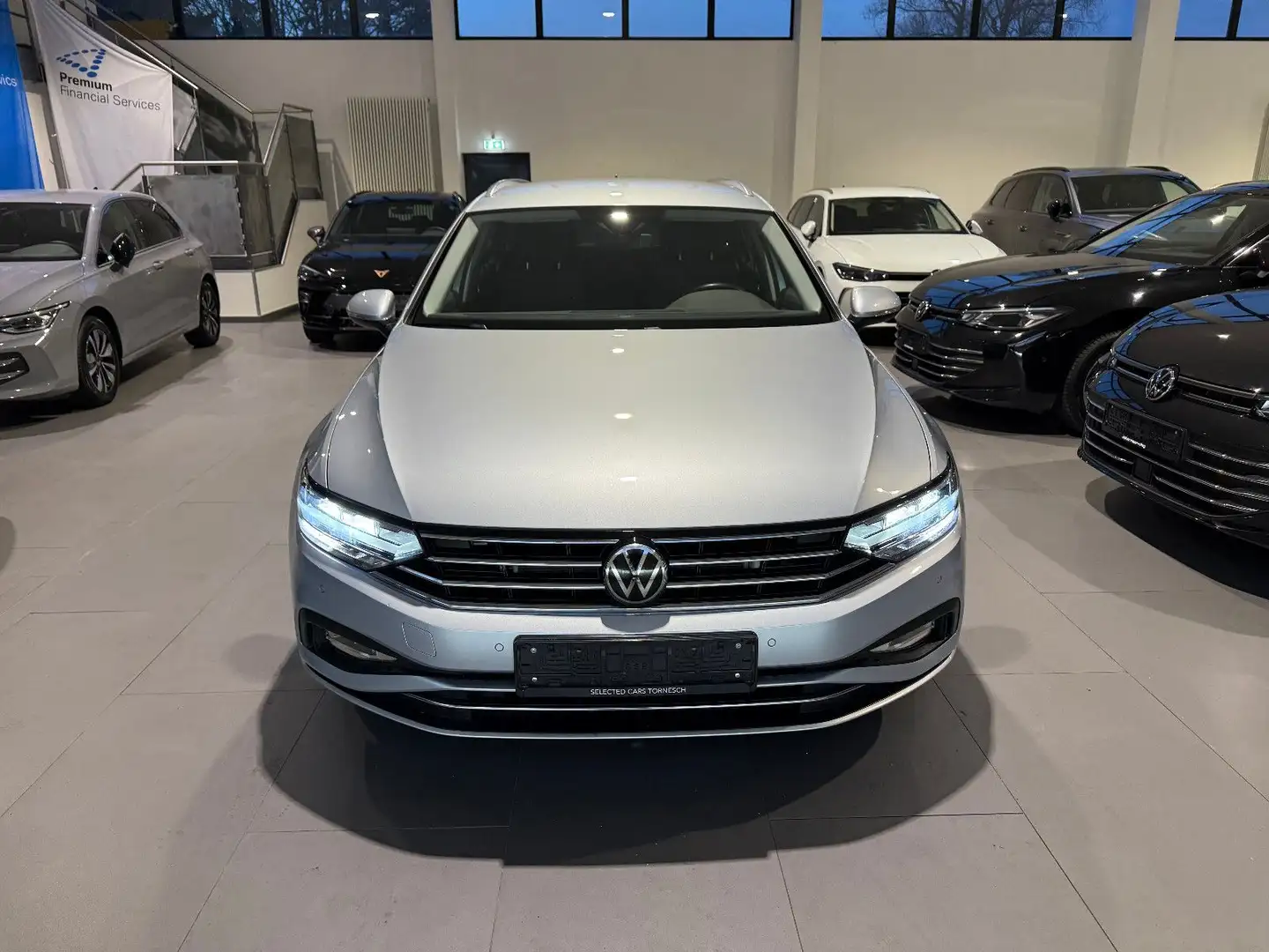Volkswagen Passat Variant Passat Business 1.5 TSI DSG ACC/LED/KAM/SIDE/AHK Silber - 2
