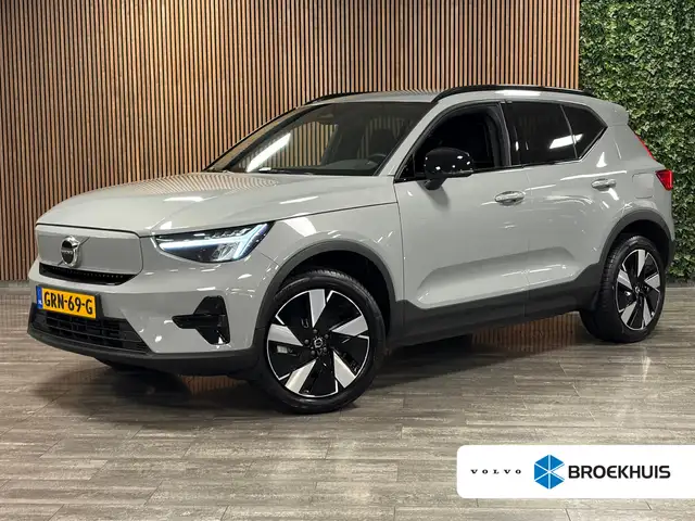 Volvo EX40 Recharge Single Motor Plus 70 kWh | Trekhaak | 100