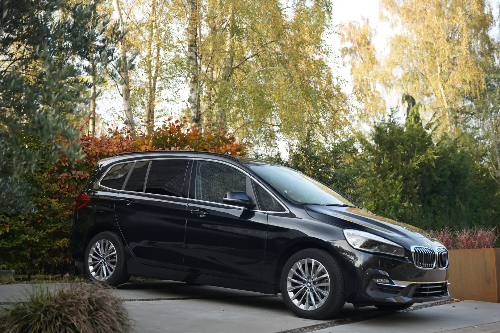 BMW 216 i Gran Tourer 7PL Luxury Line Leder/NavPro/HUD/Cam Noir - 2