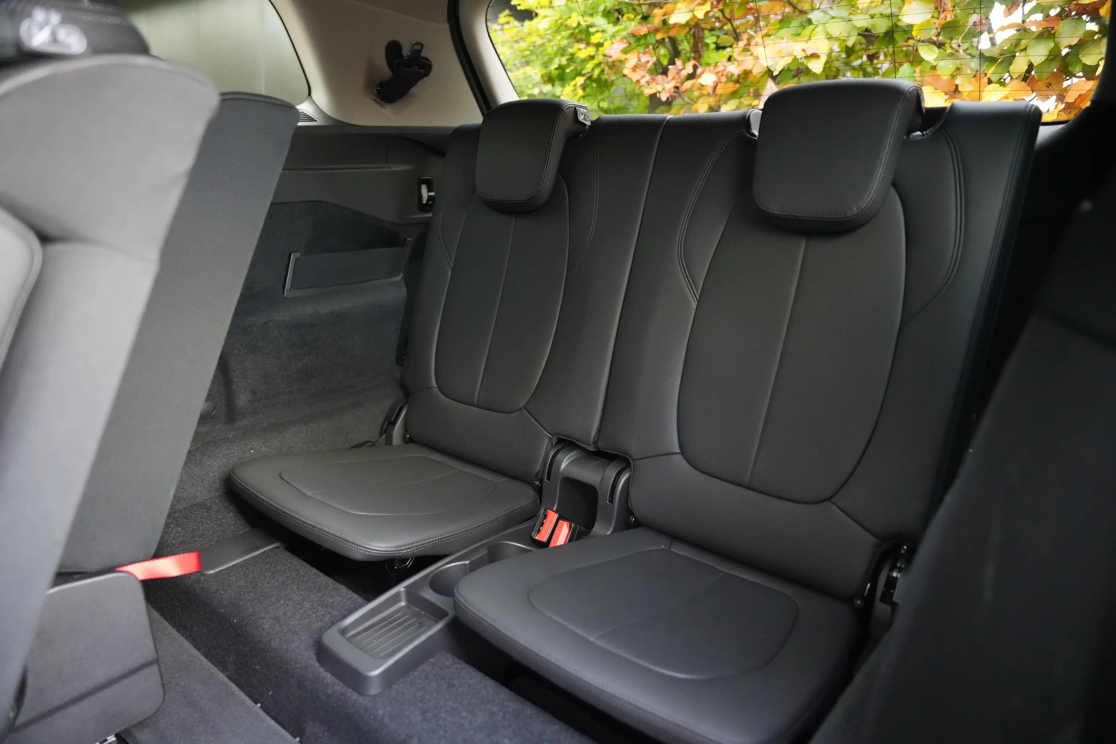 BMW 216 i Gran Tourer 7PL Luxury Line Leder/NavPro/HUD/Cam — photo 13