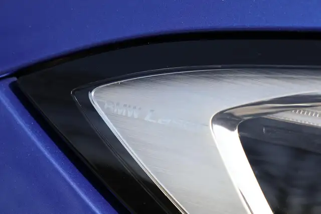 BMW M view 8