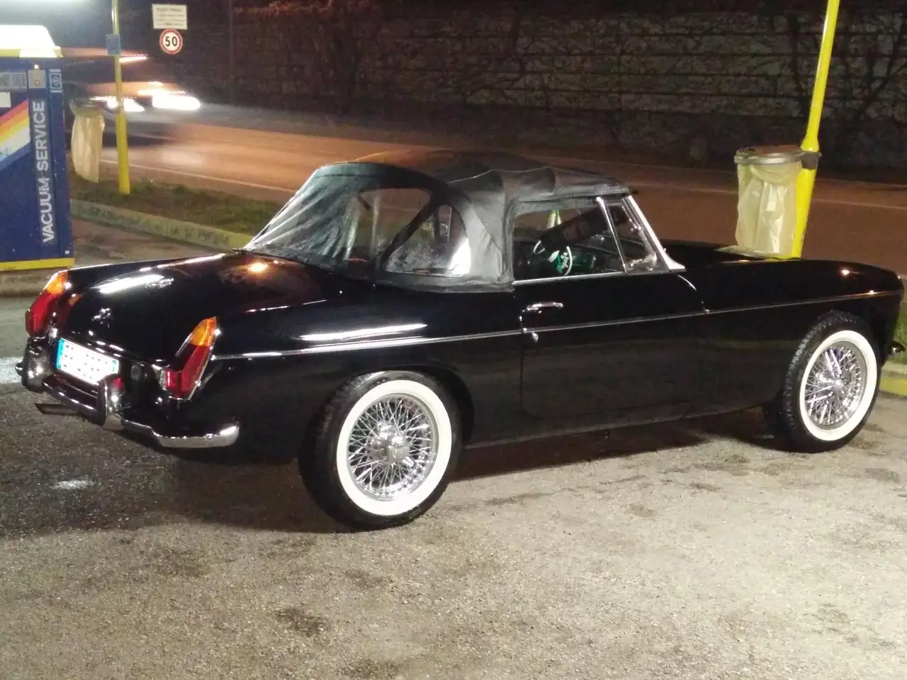 MG B Roadster 1.8 ASI – Restauro completo – Condizioni eccellenti, foto 4