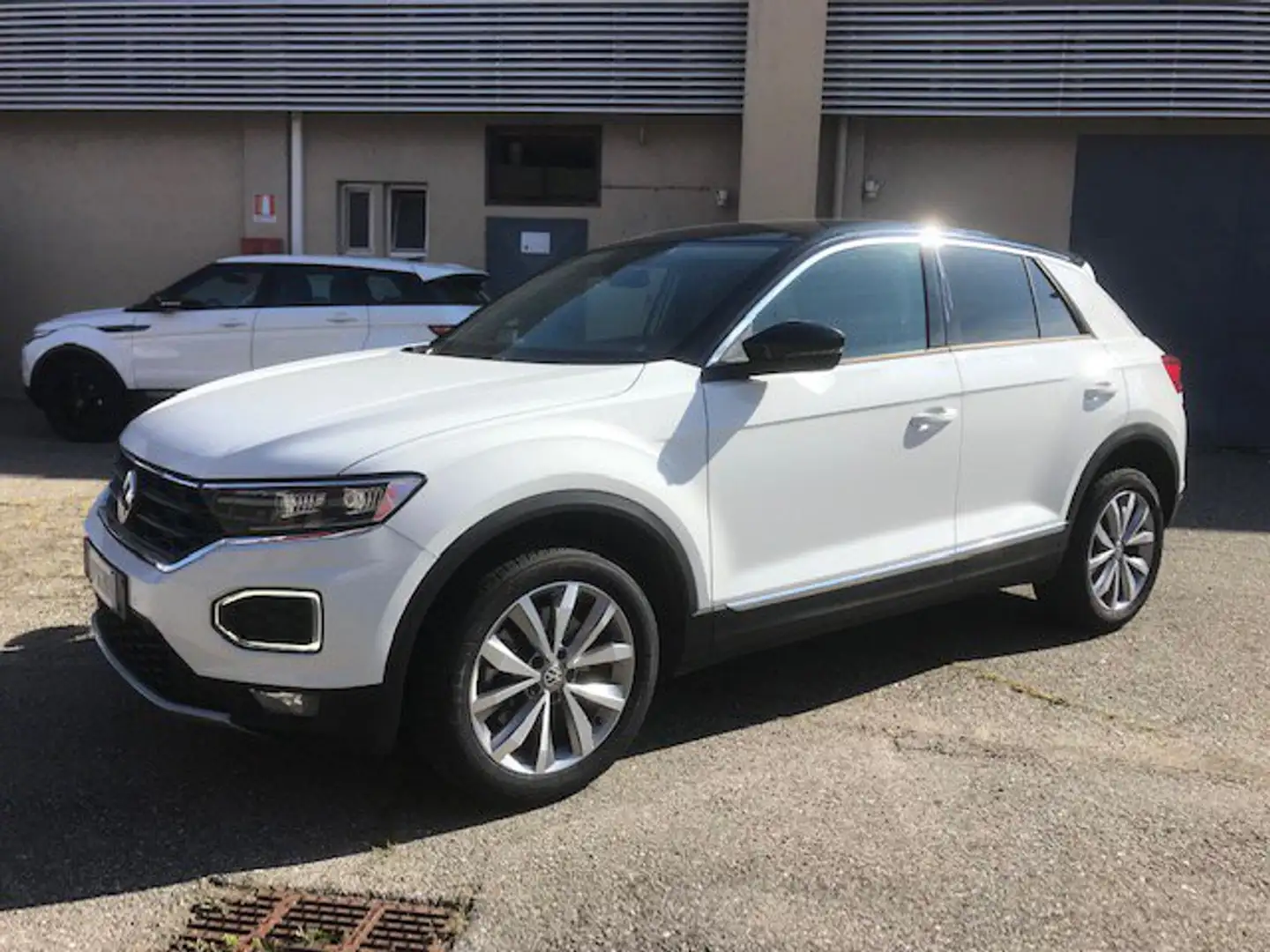 Volkswagen T-Roc 1.0 TSI Style BlueMotion Technology-NEOPATENTATO Bianco - 1