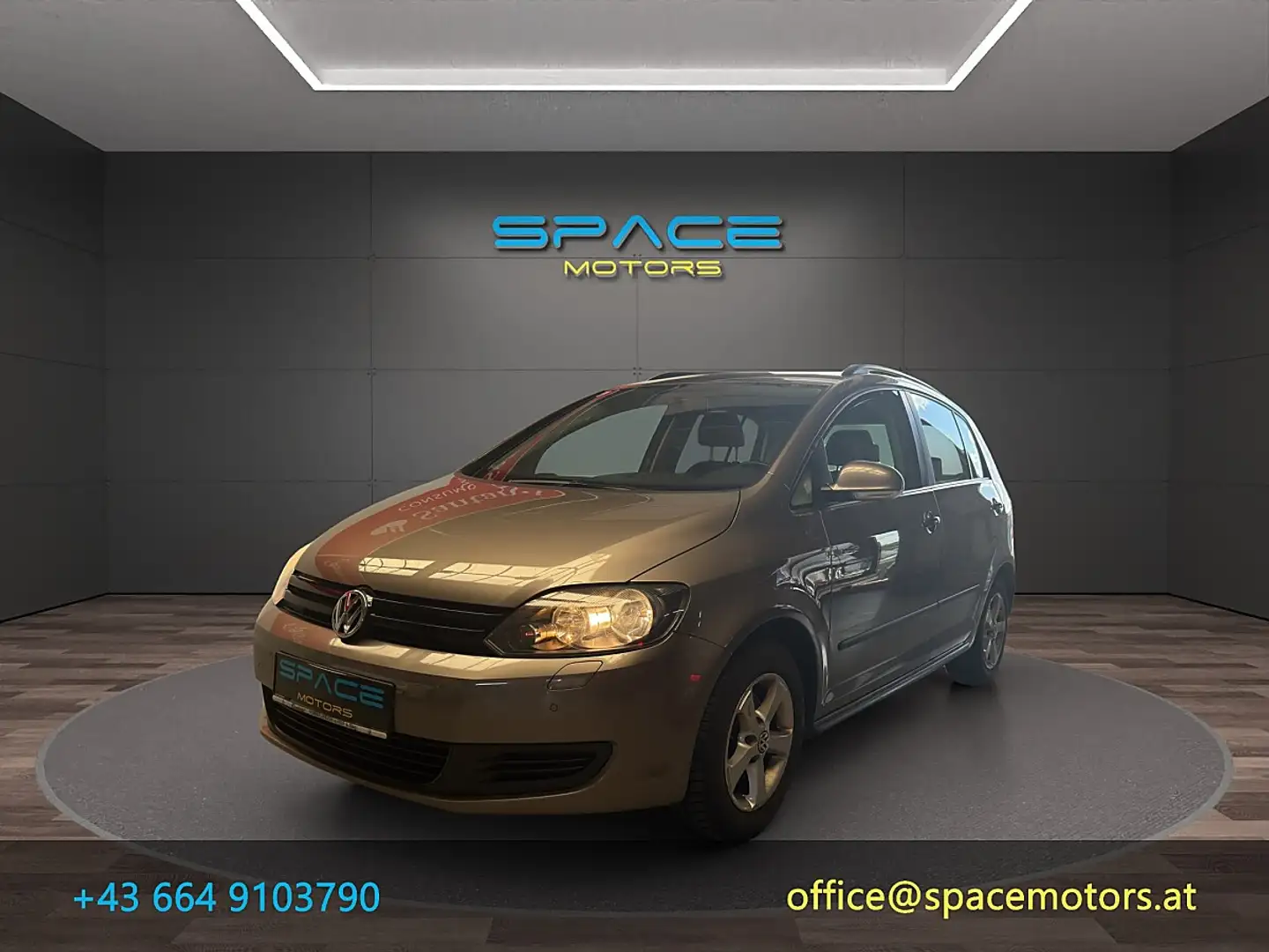 Volkswagen Golf Trendline 1,6 TDI DPF Braun - 1